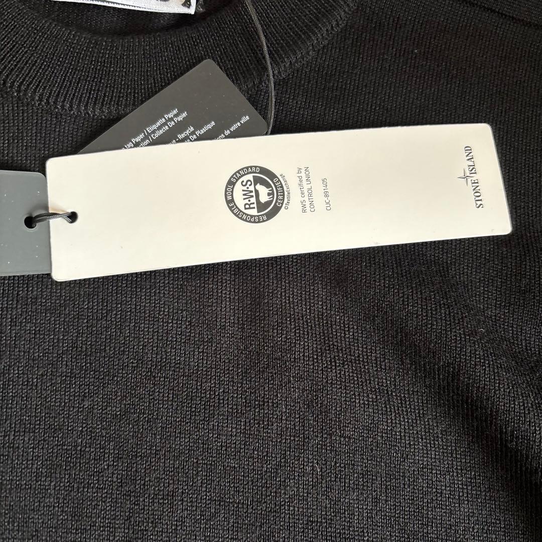 STONE  ストーンアイランド ロゴバッジ クルーネックニット