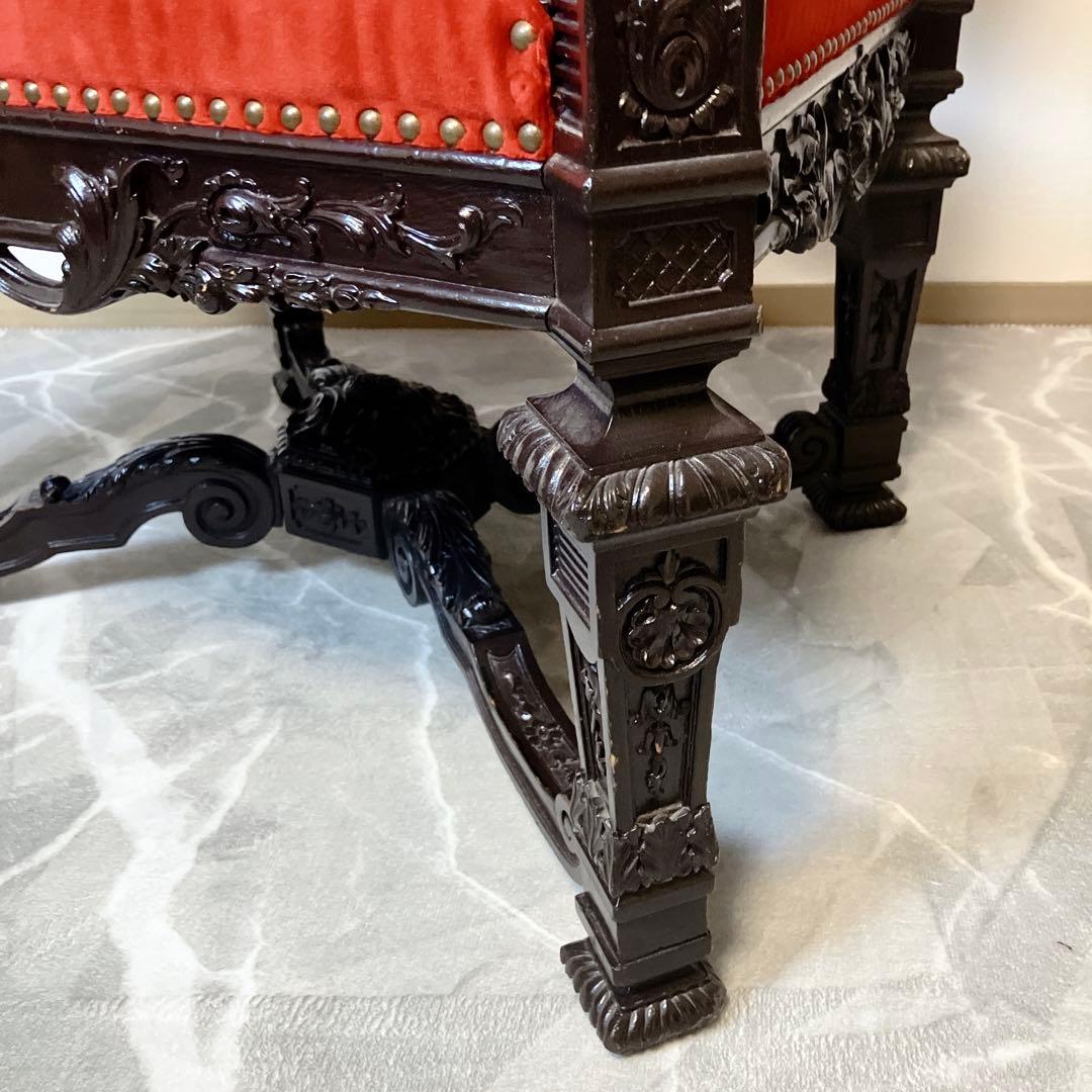 【玉座】 ネオバロック様式 ベルベット アームチェア ヴィンテージ 肘掛け 椅子