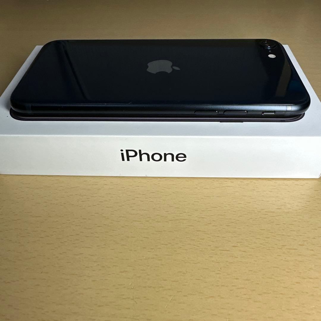 美品 iPhone SE 第3世代 バッテリー100% 128GB apple