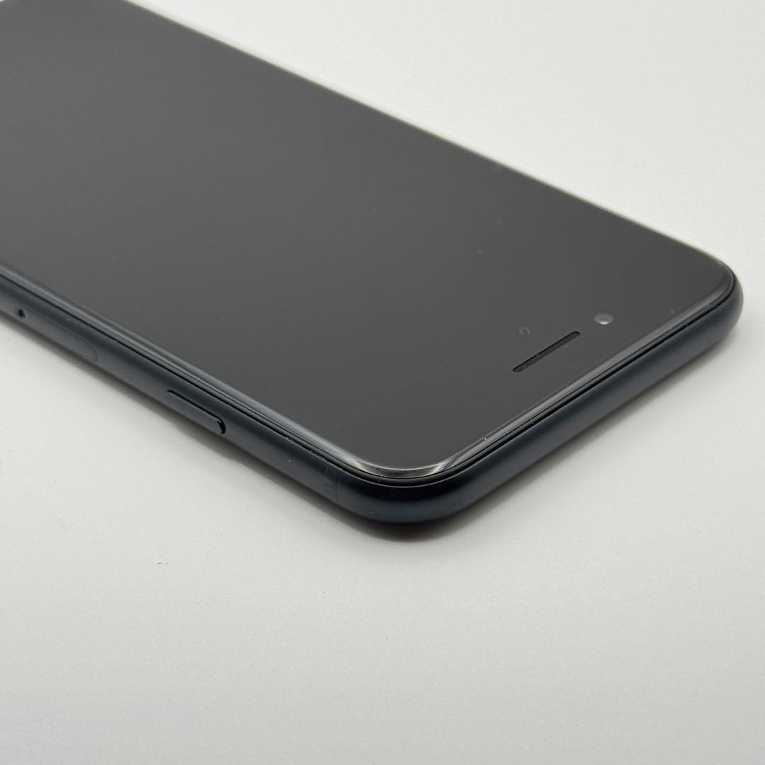 【超美品】iPhone SE3 256GB SIMフリー ブラック