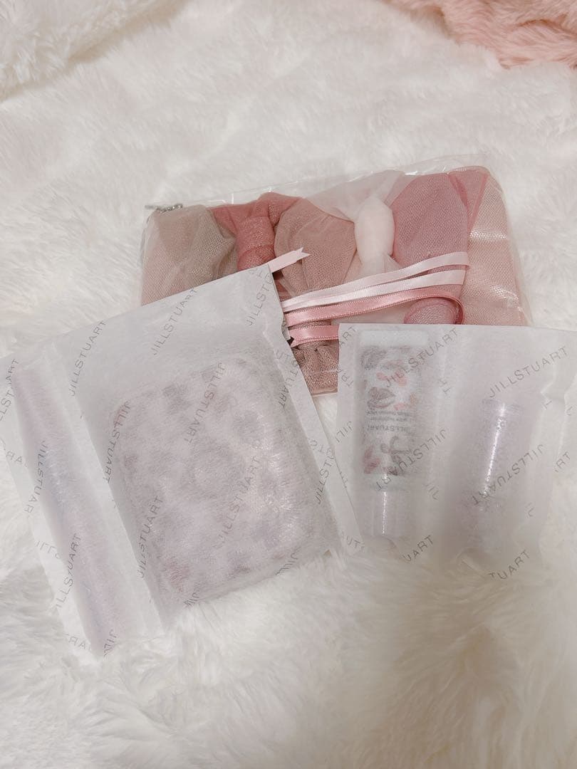 ジルスチュアート クリスマスコフレ2025リボンファッションショー コレクション