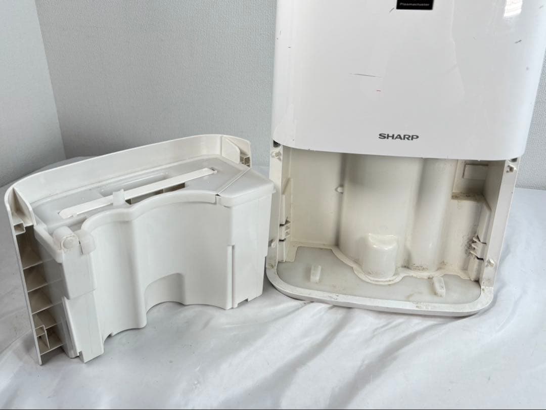 SHARP 除湿機　CV-H71-W