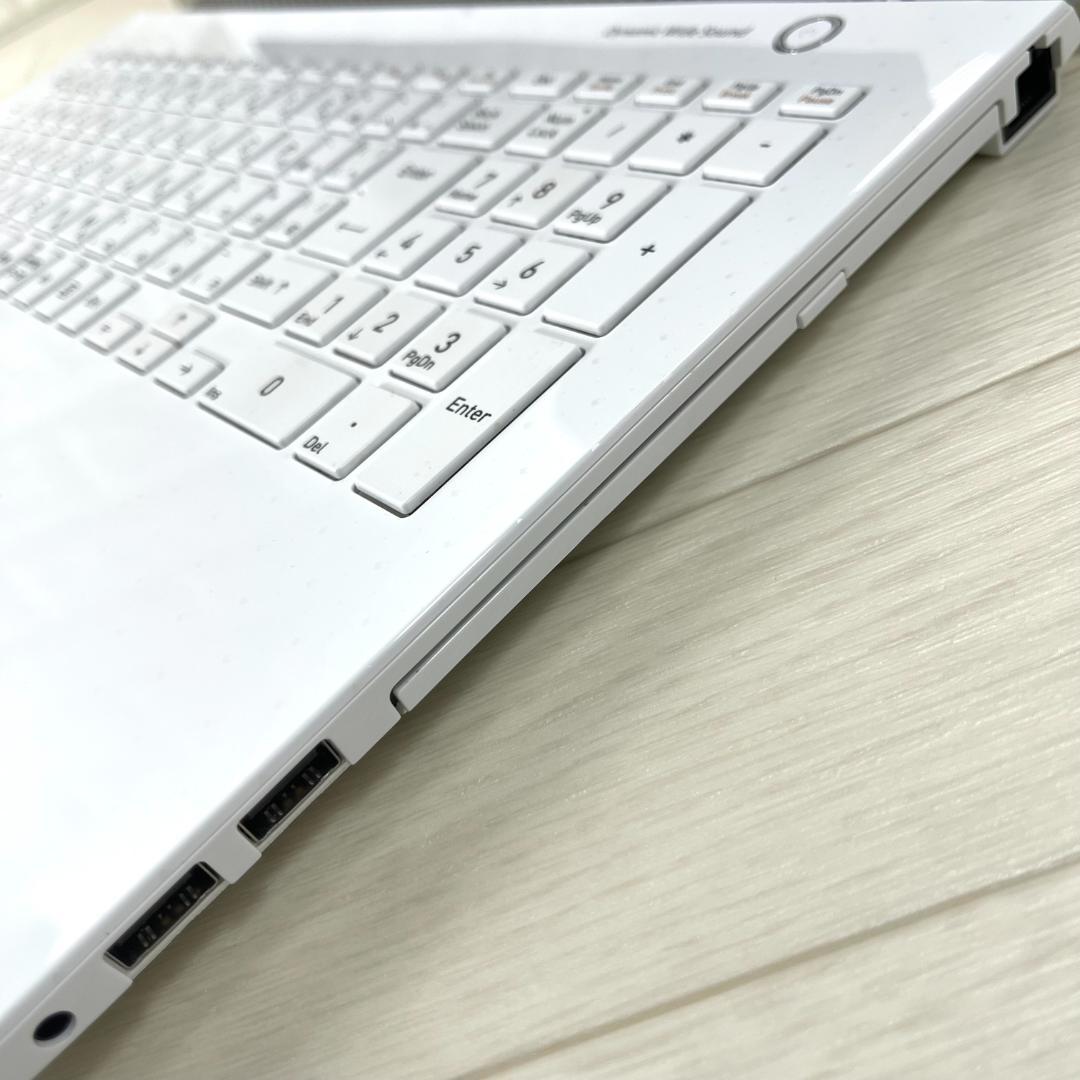 東芝 dynabook 8世代 i7 SSD＋HDD メモリ16 ノートパソコン