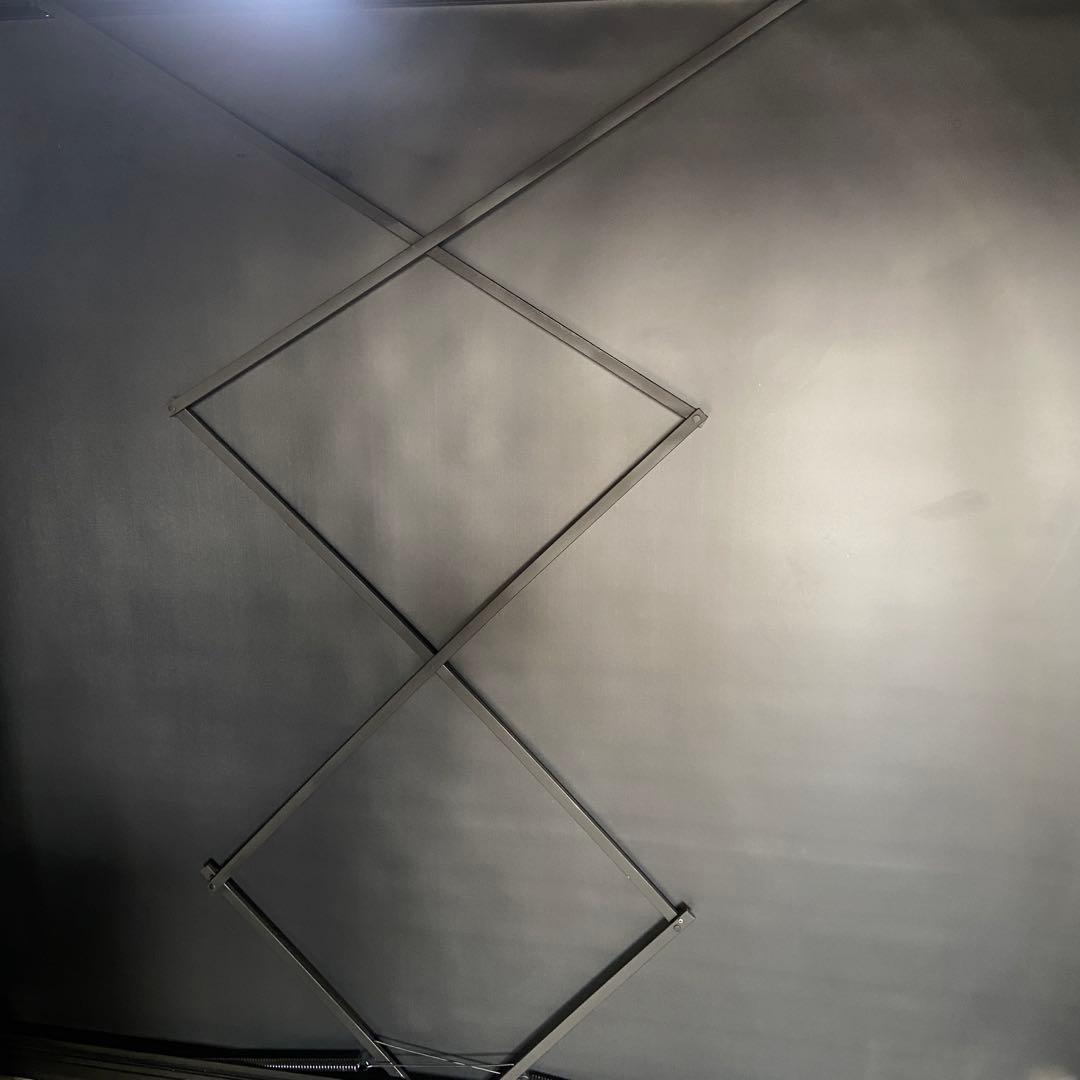 プロジェクタースクリーン 100インチ 自立式 持ち運び可能