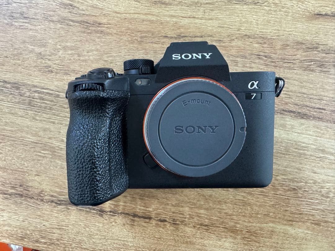 【レンズ付】SONY α7IV ILCE-7M4 /タムロン18-300mm