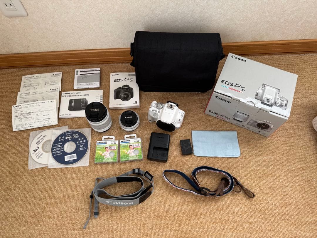 Canon EOS Kiss X7 ホワイト ダブルレンズ　美品