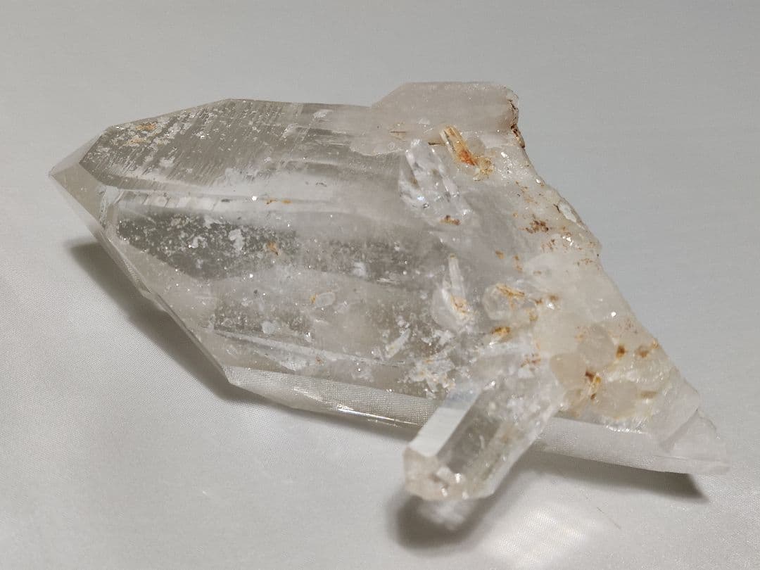 パワーストーン　天然石　原石　クリスタル　水晶　レインボー　410g　No.56