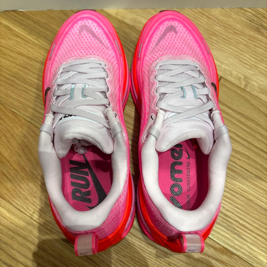 【23cm/新品未使用】ナイキ ボメロプラス