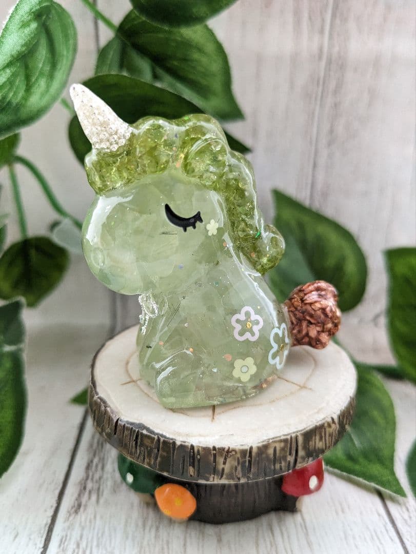 【やま】ブルークラック水晶の恐竜ちゃん形オルゴナイト☆他１５点