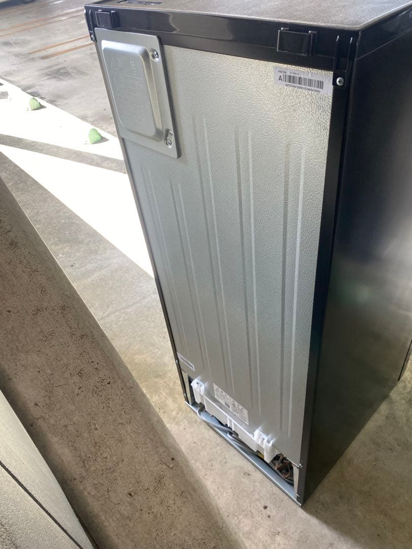 ☆使用歴僅か美品☆ 2024年製 SHARP冷蔵庫 と Hisense洗濯機