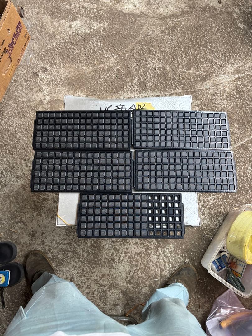 420個。HD64F3048F16V Renesas マイクロコントローラー