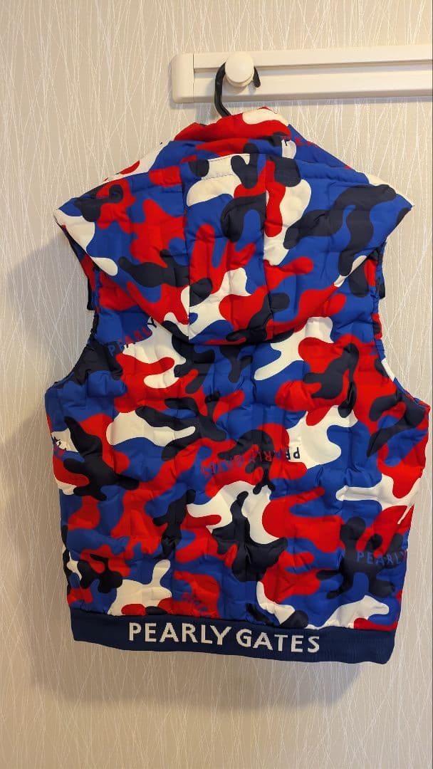 ✨パーリーゲイツサイズ4ダウンベスト‼️✨カモフラ柄確実正規品‼️