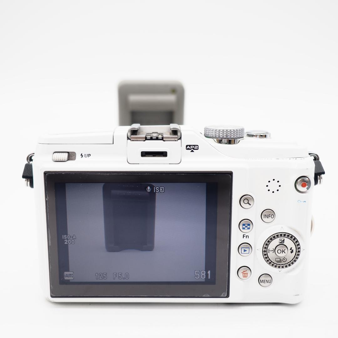 OLYMPUS ミラーレス一眼 PEN E-PL2 ホワイト
