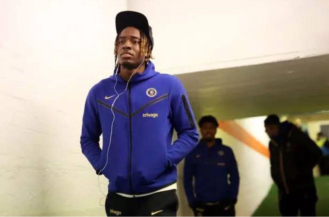 カ*イ様 ナイキ テックフリース チェルシー 上のみ海外限定 胸スポンサー付き