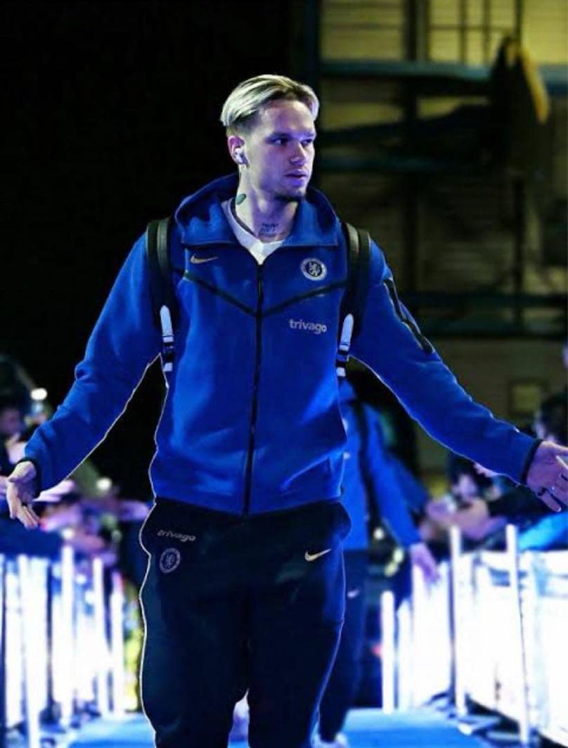 カ*イ様 ナイキ テックフリース チェルシー 上のみ海外限定 胸スポンサー付き