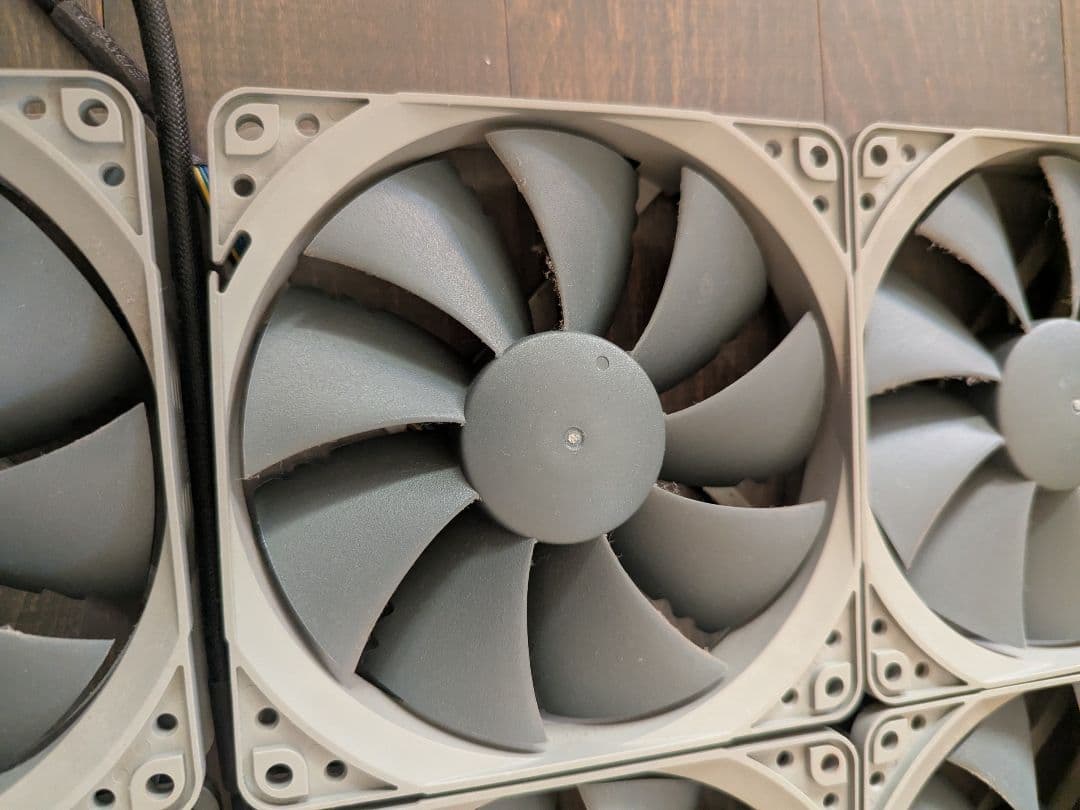 noctua NF-P12 redux-1700 PWM 6個セット