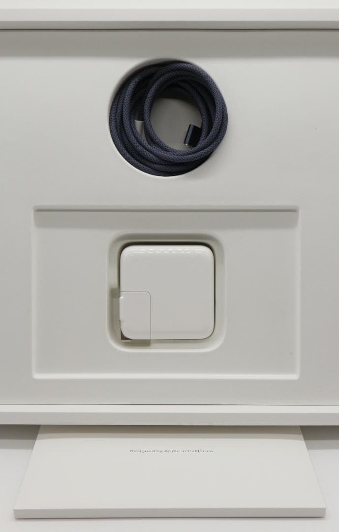 非常に綺麗Apple MacBook Air 2024 M3 256GB電池良好