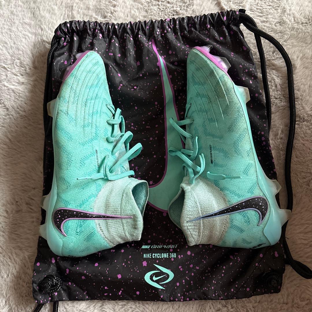 Nike Cyclone 360 サッカーシューズ ファントムGT