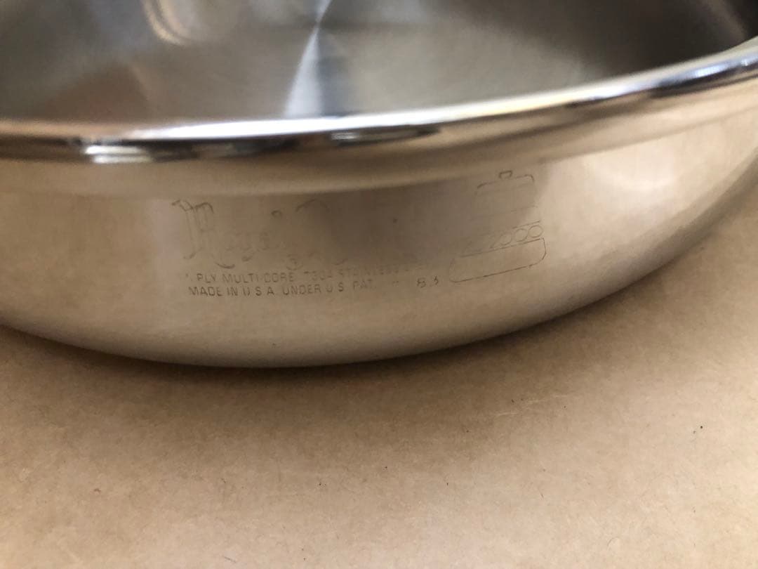 未使用品　ロイヤルクイーン MC2000 浅型鍋　2個