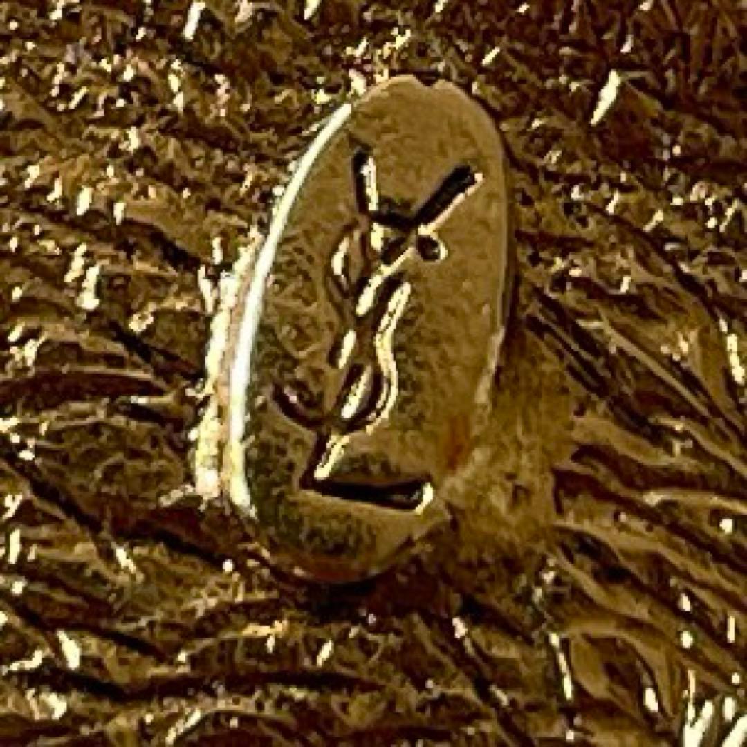 新品同様 YVES SAINT LAURENT イヴ・サンローラン ブローチ