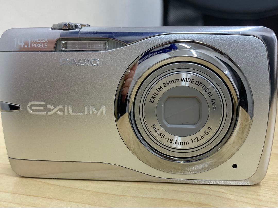 CASIO EXILIM 15.1メガピクセル シルバー、ピンク　3点セット