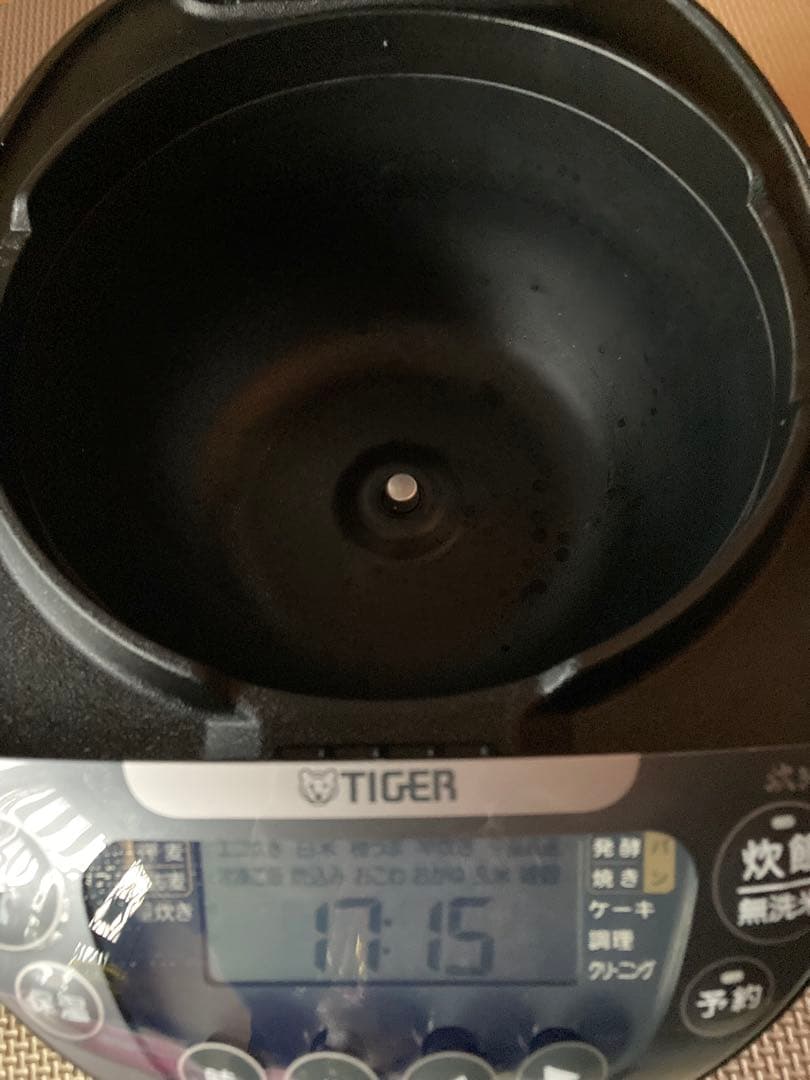 1回使用　タイガー魔法瓶　炊飯器 5合 IH式 JPW-X100HD 説明書付き