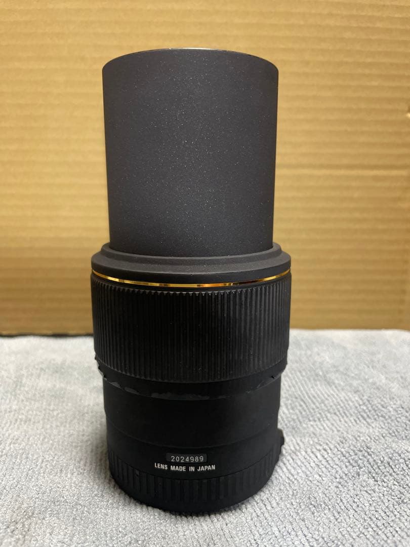 SIGMA 105mm F2.8 DG MACRO 単焦点レンズ