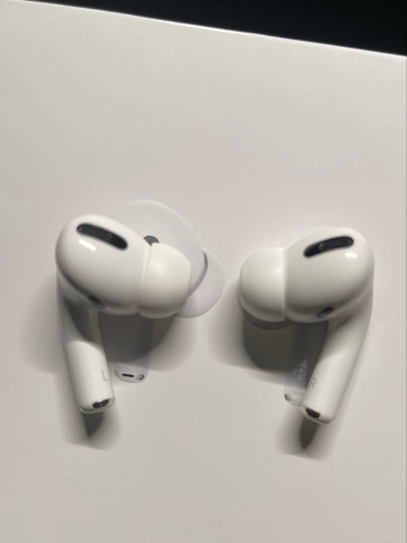 【キズあり】air pods pro 第1世代