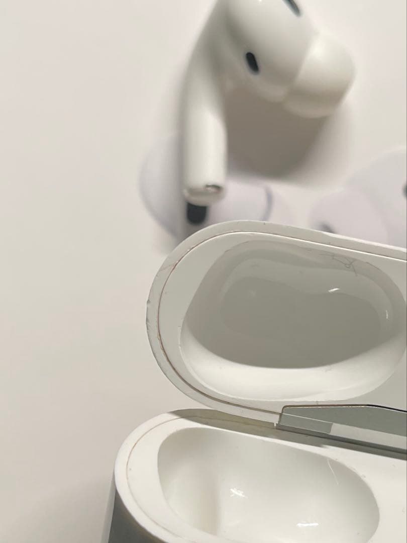 【キズあり】air pods pro 第1世代