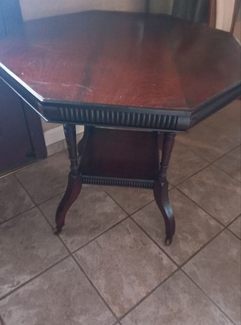 アンティーク1920年代頃 猫足フォルム 八角形ダークブラウン木製テーブル