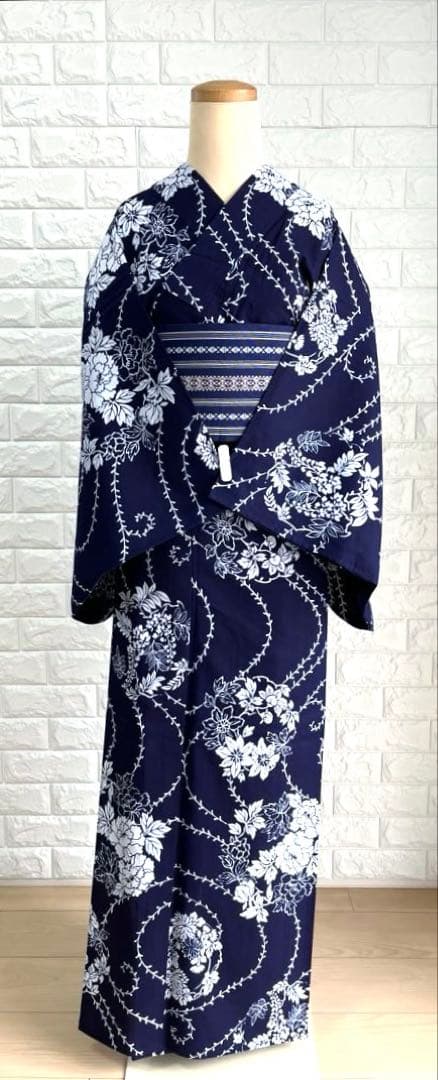 【超超美品】浴衣 夏着物 単衣 普段着物 紺色藍色花柄 木綿 裄長 トールサイズ
