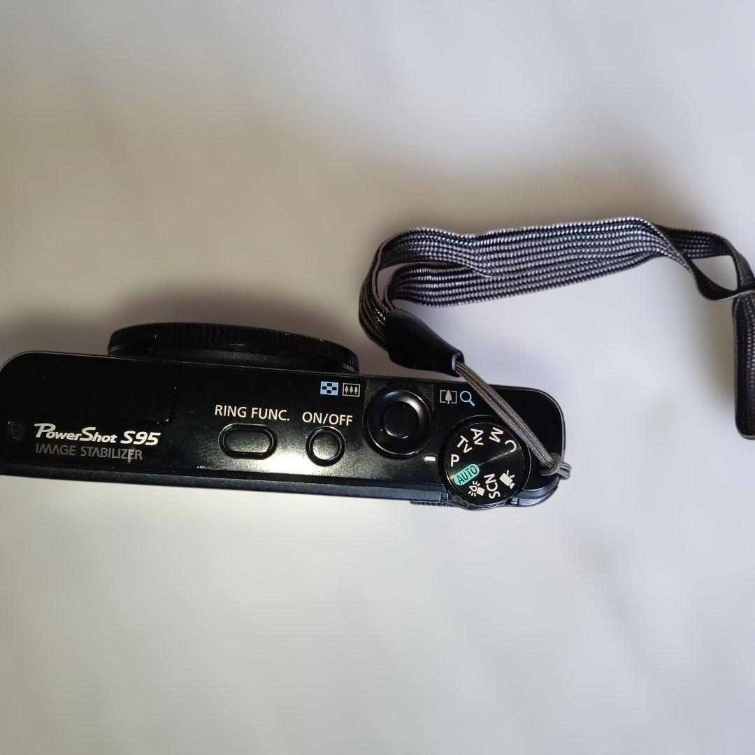 CANON　powershot　s95