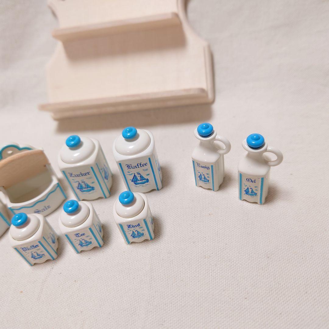 ヨット柄の水色キャニスターと棚のセット ボードヘニッヒ ドールハウス ミニチュア