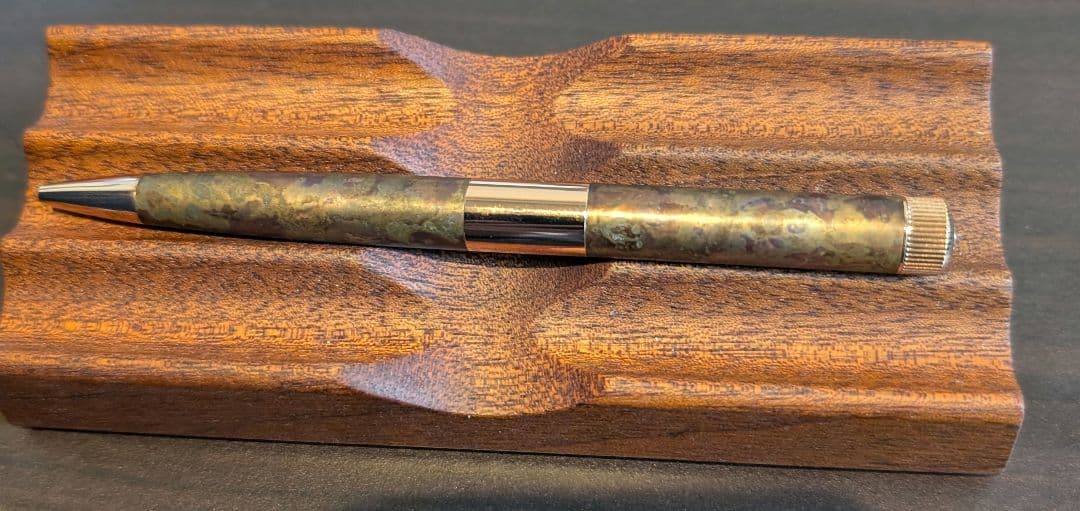 伊東屋　ロメオNo.3 ボールペン　斑紋孔雀色