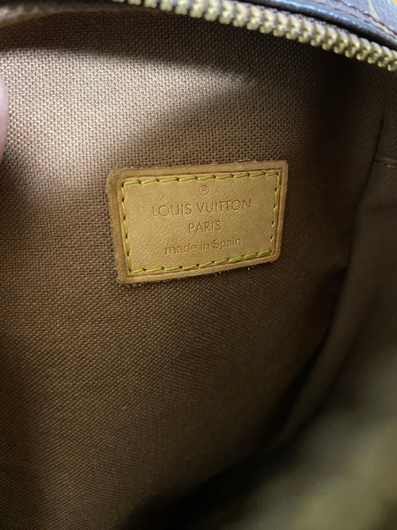 LOUIS VUITTONポシェット・ガンジュ ショルダーバッグ モノグラム