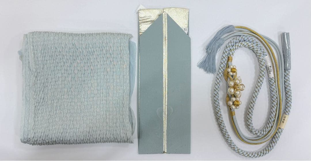 ///美品/// くすみ系///帯締め・帯揚げ・重ね衿・振袖・成人式・3点セット