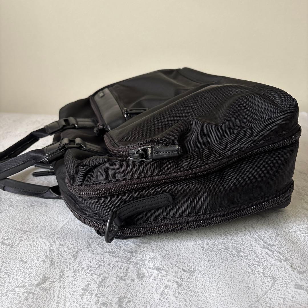 ほぼ未使用：ゼロハリバートン ZEST 黒 ブリーフケース 80737-BK