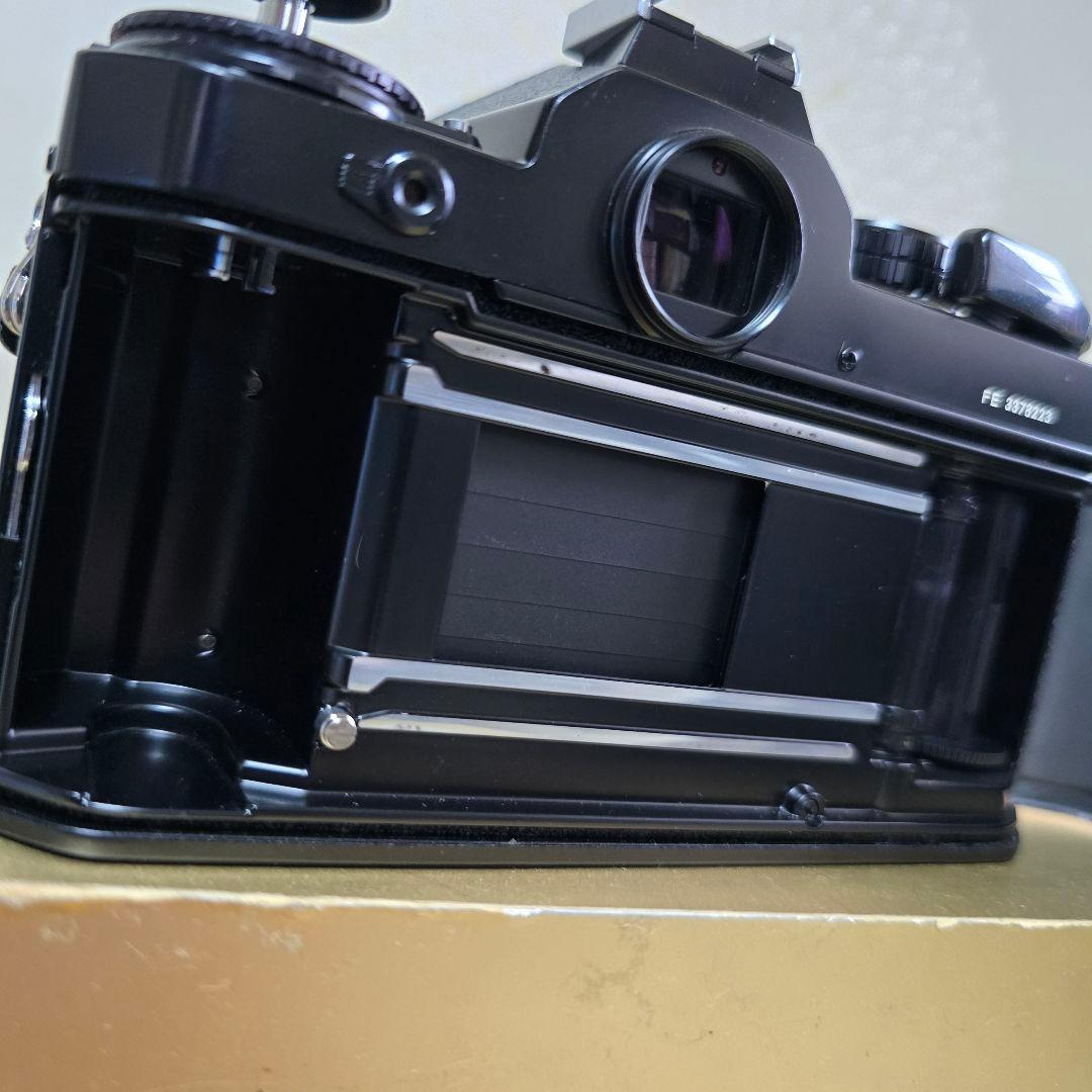 Nikon FE ブラック　箱、説明書付き　美品
