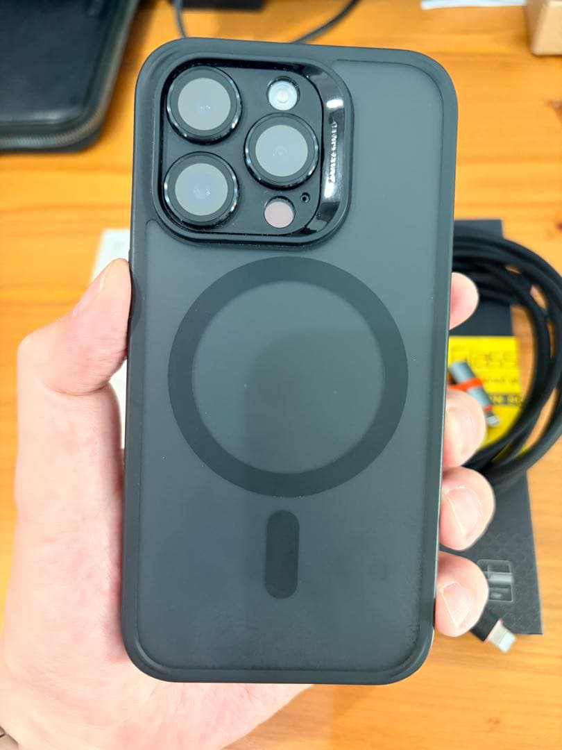 【美品】iPhone14Pro 256GB ブラック ケーブル付