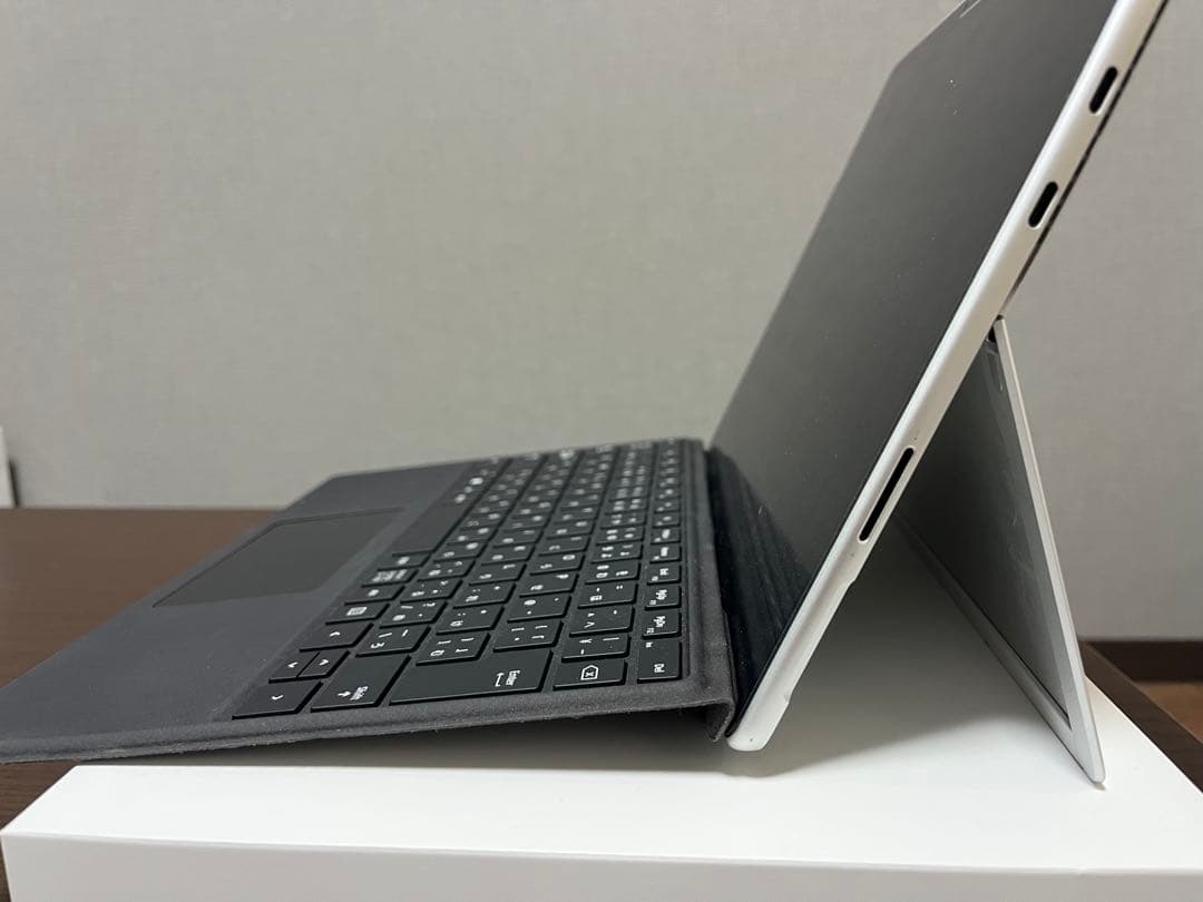 Microsoft Surface Pro 8 本体 +ペン+充電器 100GB