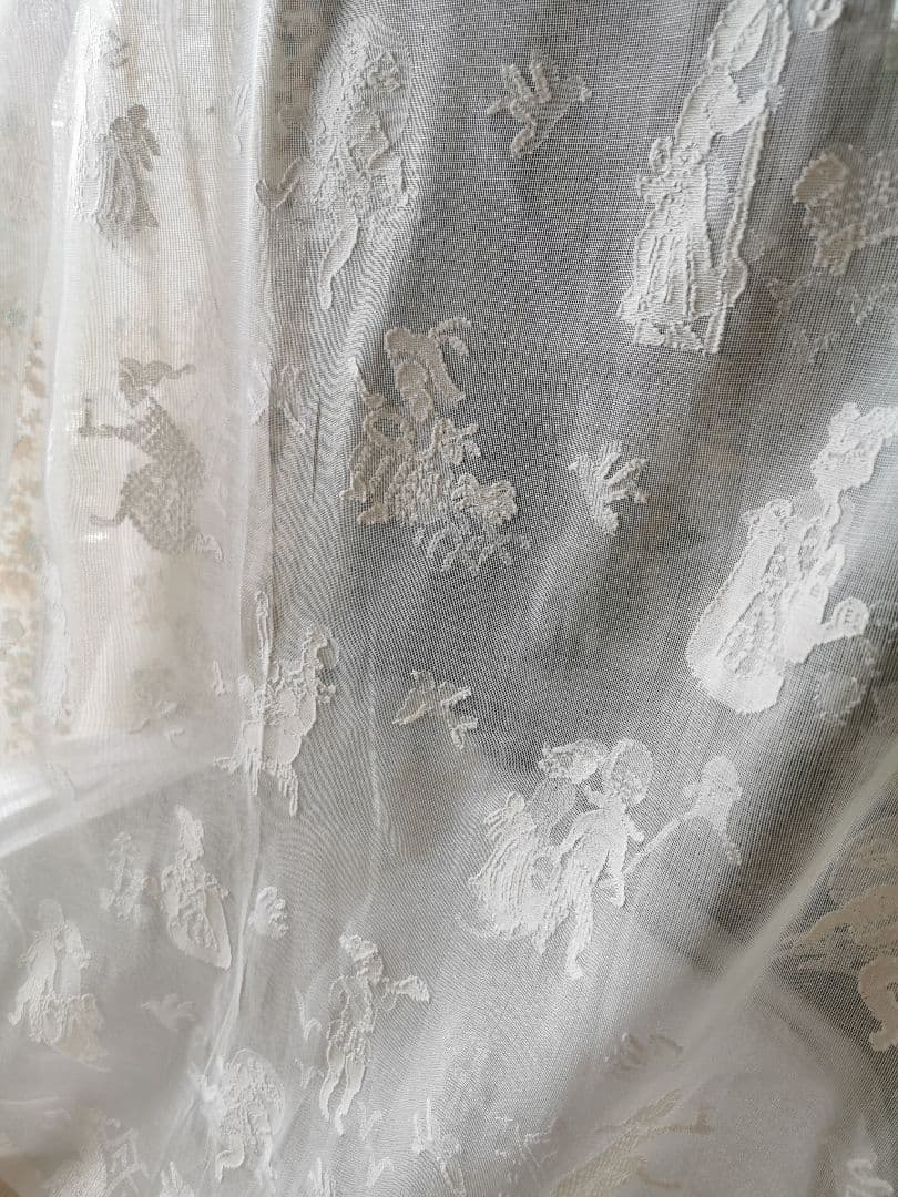 アンティーク お伽話 童話 マドラスレース幅広カーテンパネル ナーサリーライム