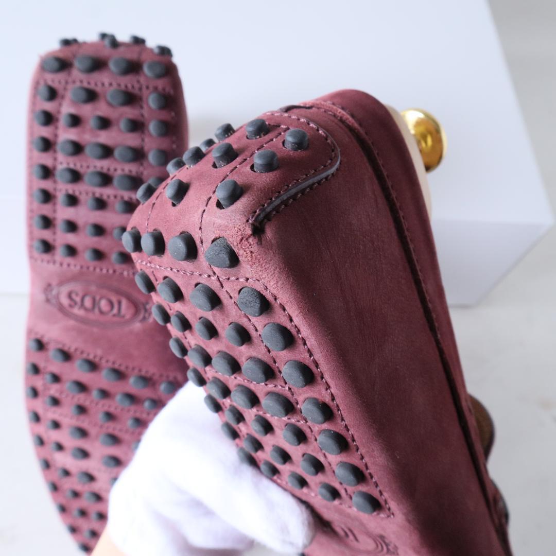 極美品トッズゴンミーニ　ドライビングシューズ　ワインレッド　6.5 25.5cm