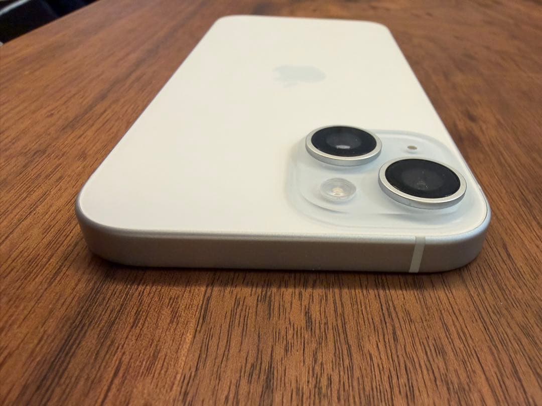 Apple iPhone 15 本体