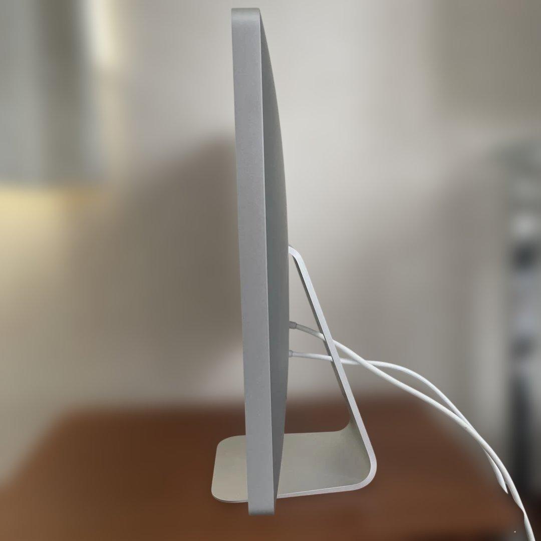 Apple LED Cinema Display 24インチ MB382J/A