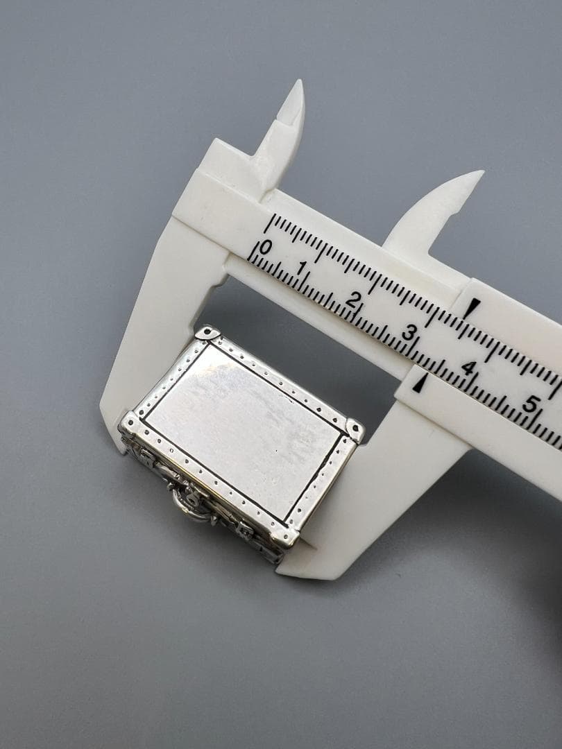 【海】銀製　800刻印　アクセサリ箱　小箱　銀細工　重量約31g