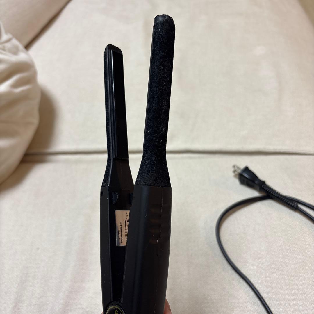 ワンダム　プロフェッショナル　スリムイオンアイロン 11mm／AHI-1100