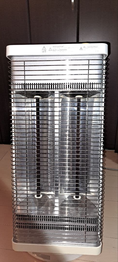 ダイキン セラムヒート2019年 ERFT11WS-H 電気ストーブ used