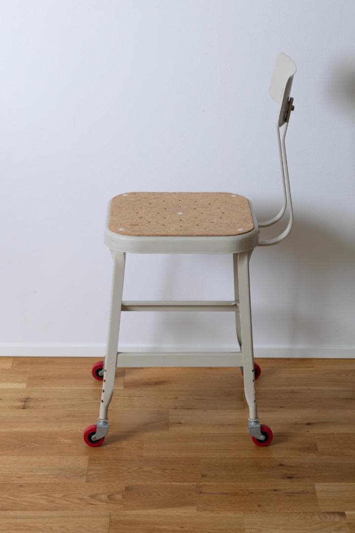 スツール LYON FACTORY STOOL Putty white