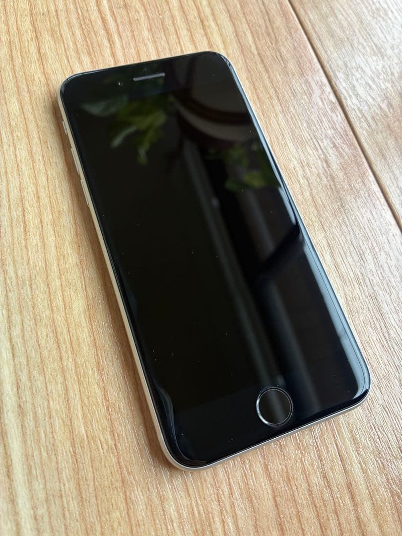 iPhone SE2 64GB ホワイト SIMフリー