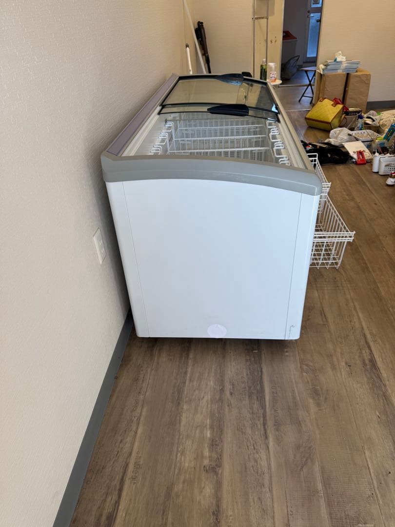 S*R様 冷凍ショーケース JCMCS-405L 冷凍庫 予備カゴ2つ付